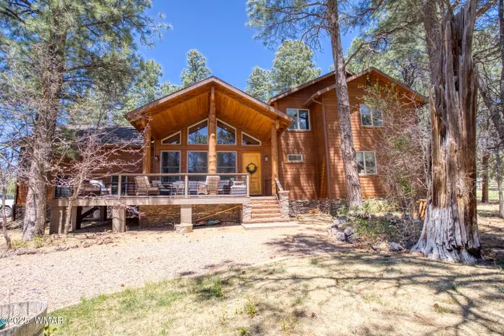702 Flag Hollow Road, Lakeside