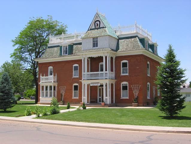 Snowflake & Taylor Real Estate & Homes for Sale